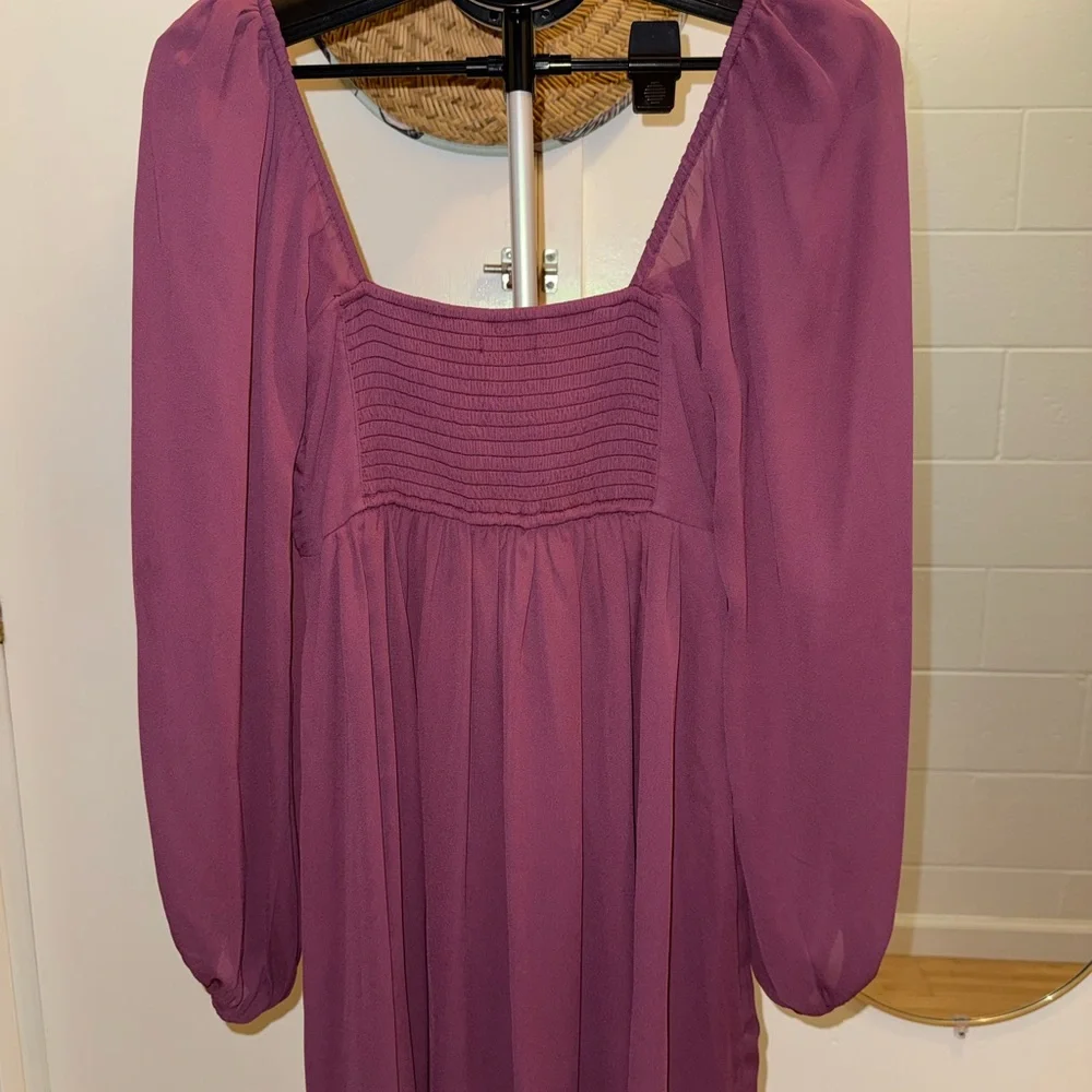 Abercrombie & Fitch Long-Sleeve Square Neck Dress in Mauve - Picture 2 of 3